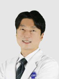 이동욱 의료진 사진
